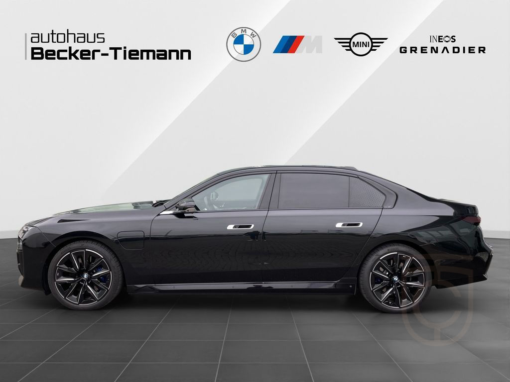 BMW 750e xDrive UPE 180.940,- € #exclusive