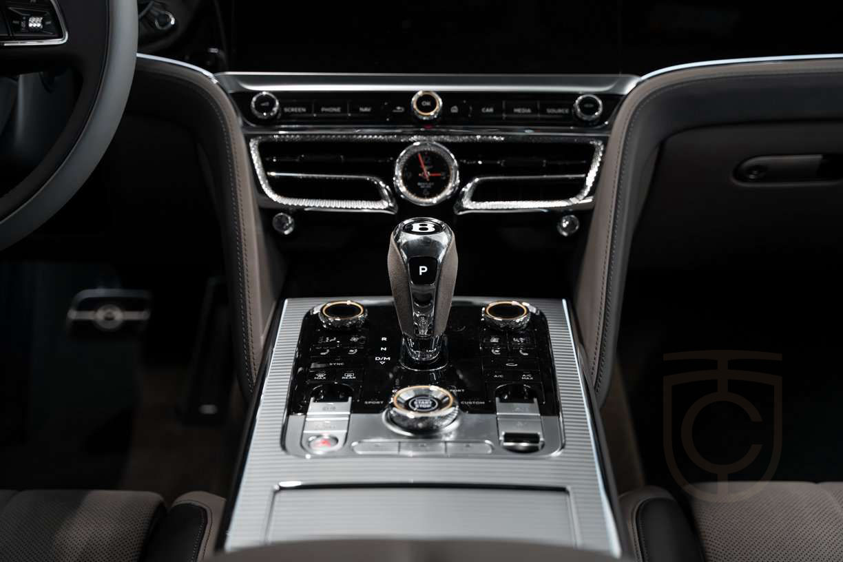 Bentley Flying Spur S V8