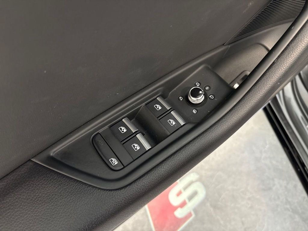 Audi A4 Avant QuattroTFSI S-line competition plus