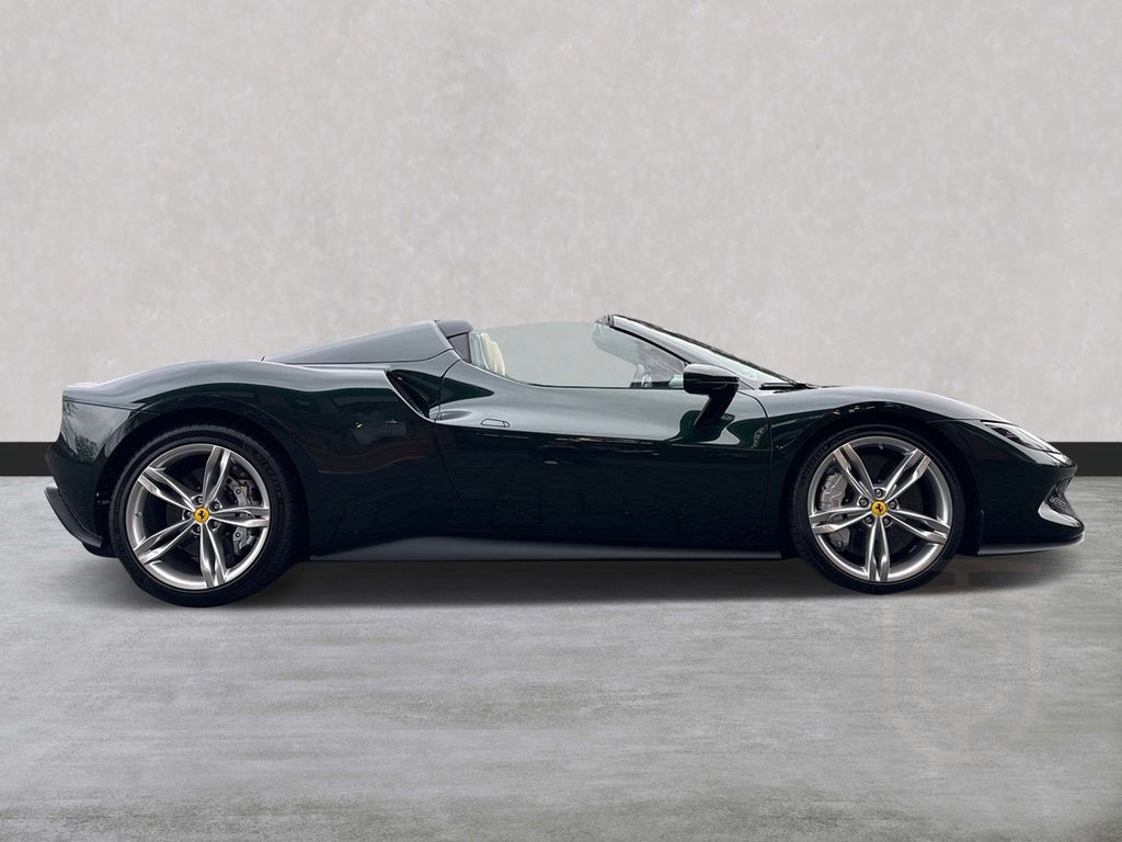 Ferrari 296 GTS 40.000€ an Optionals