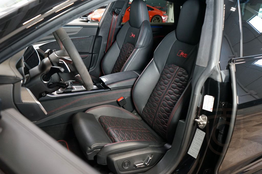 Audi RS7 PERFO*DRC*B&O*MATRIX*HUD*360*98.678€ NETTO
