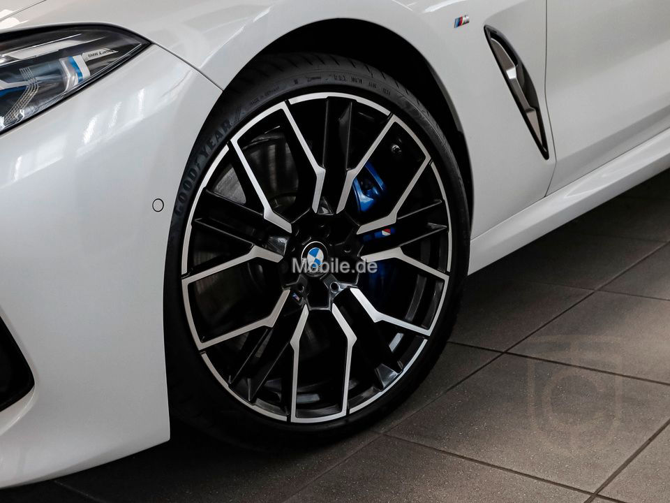 BMW M850i xDrive Coupe Integal-Aktivlenk. Soft-Close