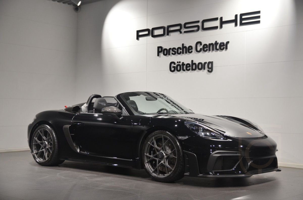 Porsche 718 Spyder RS