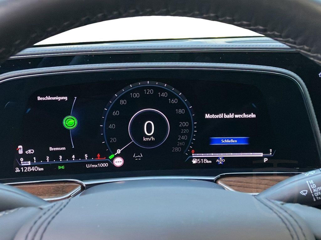 Cadillac Escalade Sport Platinum AWD *Voll*