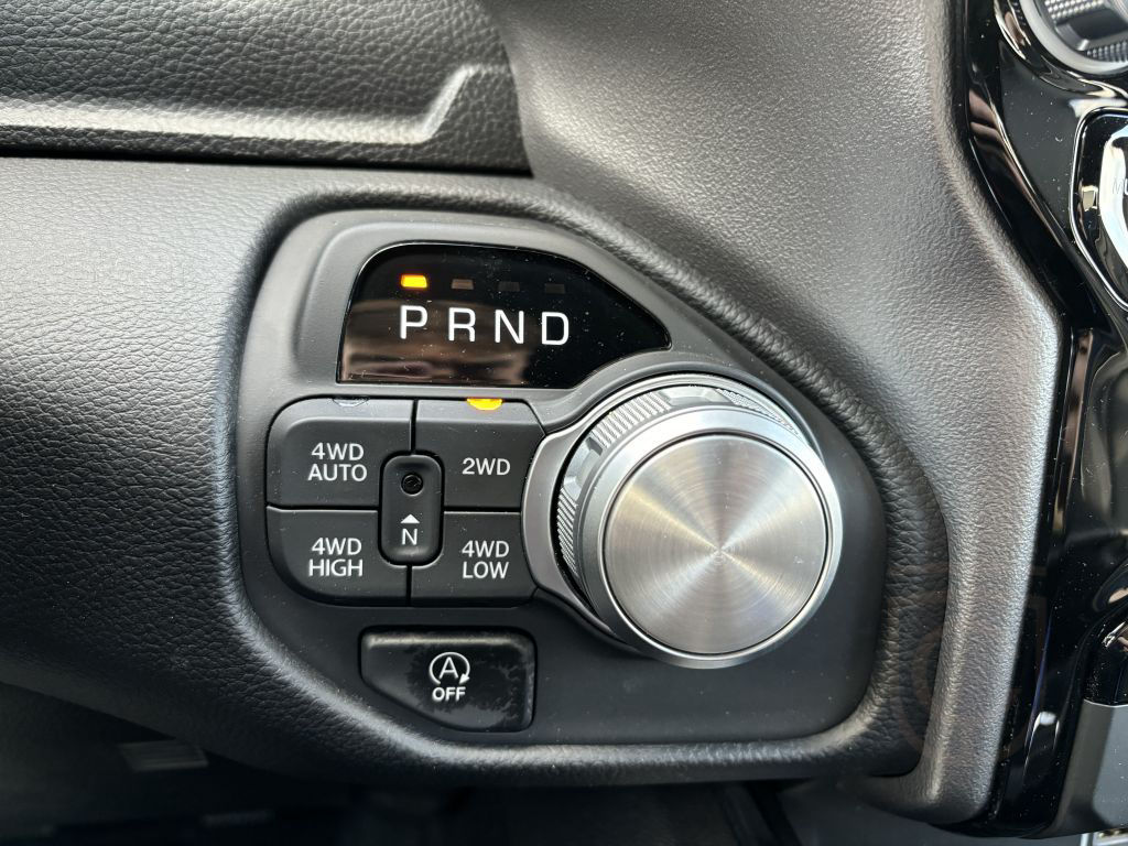 Dodge RAM 1500 Laramie Crew Cab *LPG* MY 2025