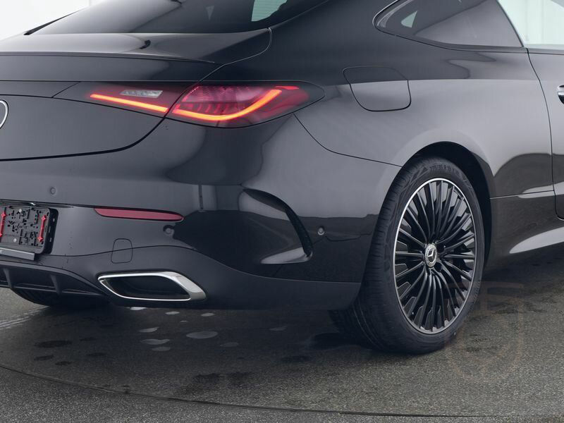 Mercedes-Benz CLE 450 4MATIC Coupé AMG Line Exterieur/Navi