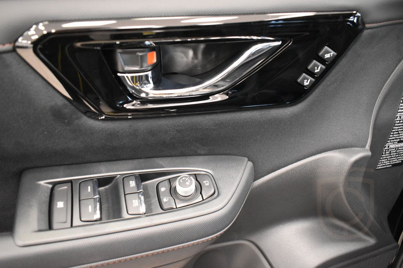 Subaru Forester 2.0i e-Boxer Limited LS X-Fuel