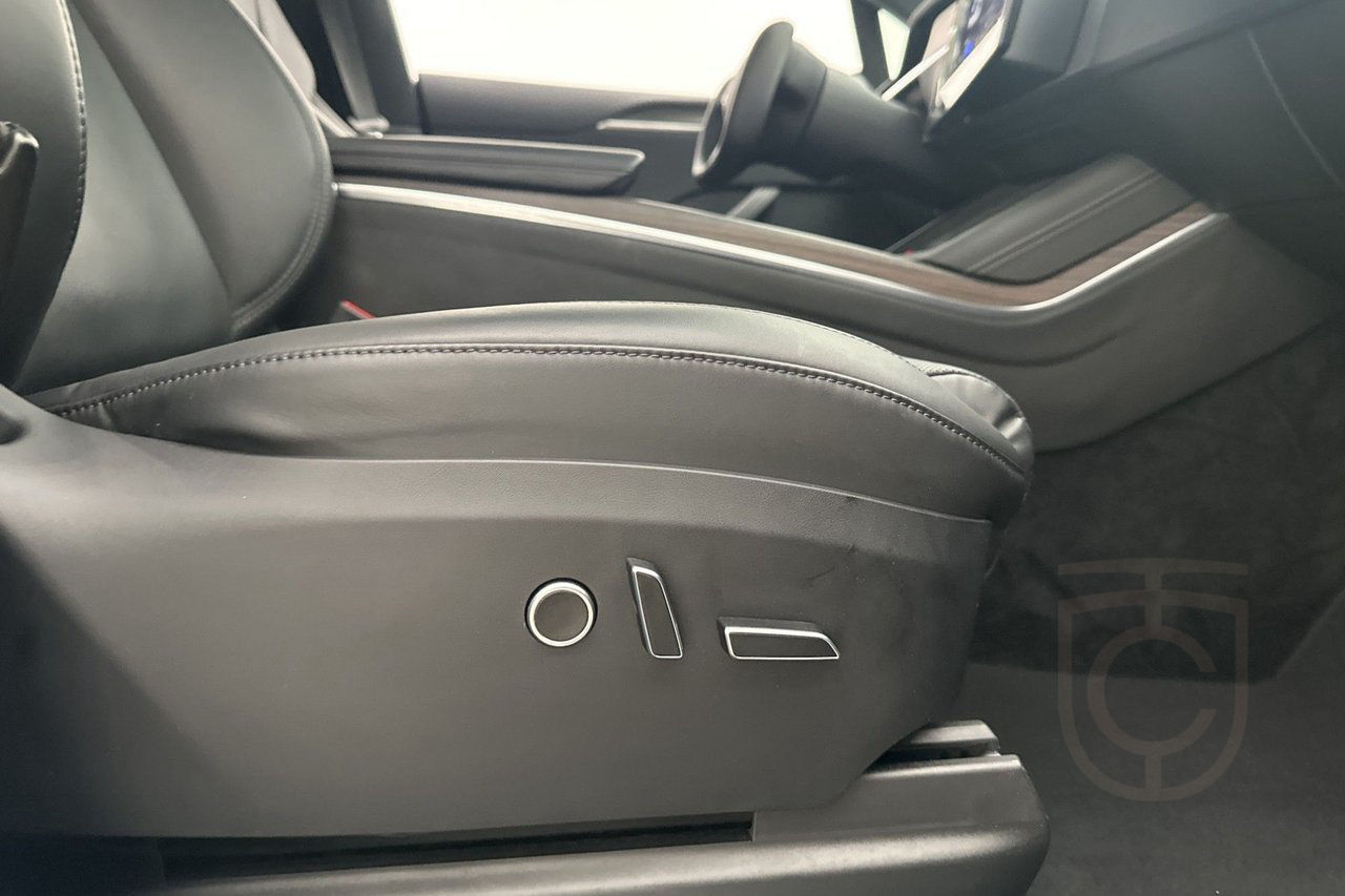 Tesla Model X Autopilot