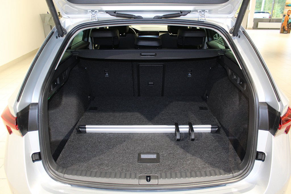 Skoda Octavia 1.0 TSI 110 (Drag/navigation)