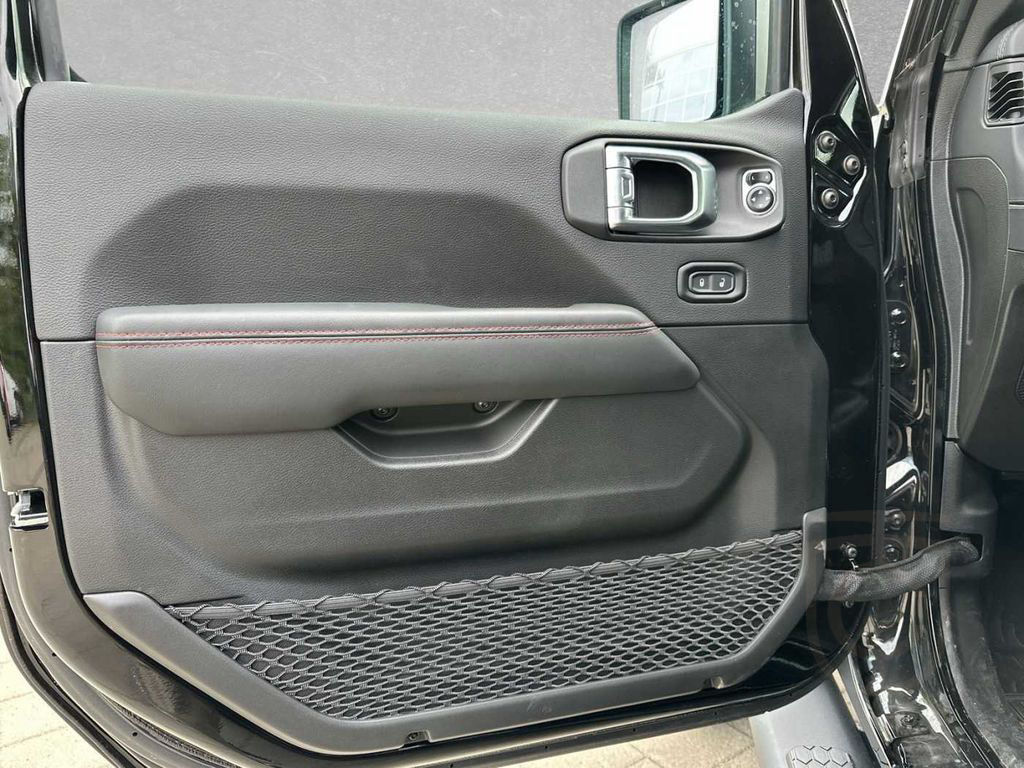 Jeep Wrangler Rubicon Unlimited MY24 2.0 Softtop