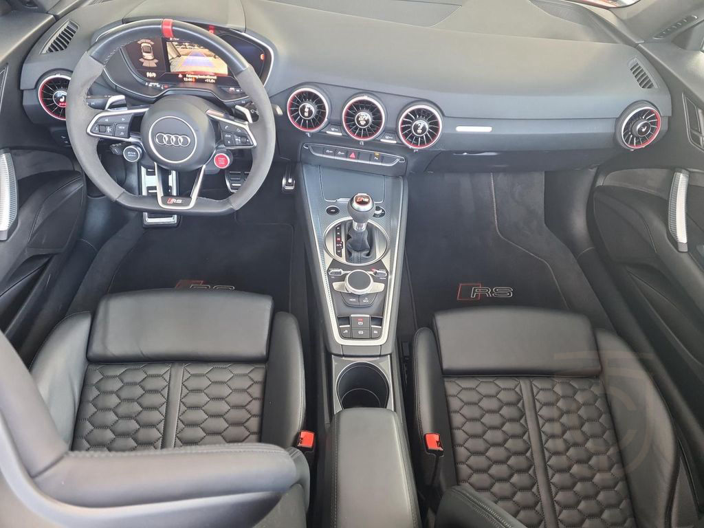 Audi TT RS quattro RS-Dämpf-Regl. RS-Abgas SideAssist