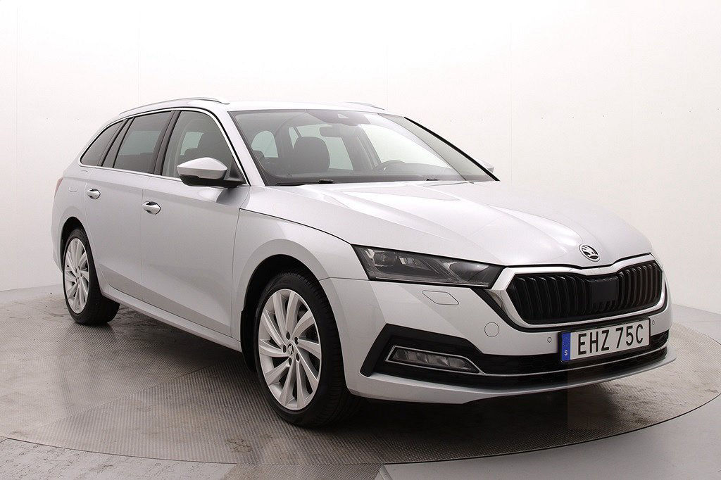 Skoda Octavia VIA COMBI STYLE 1.4 TSI IV