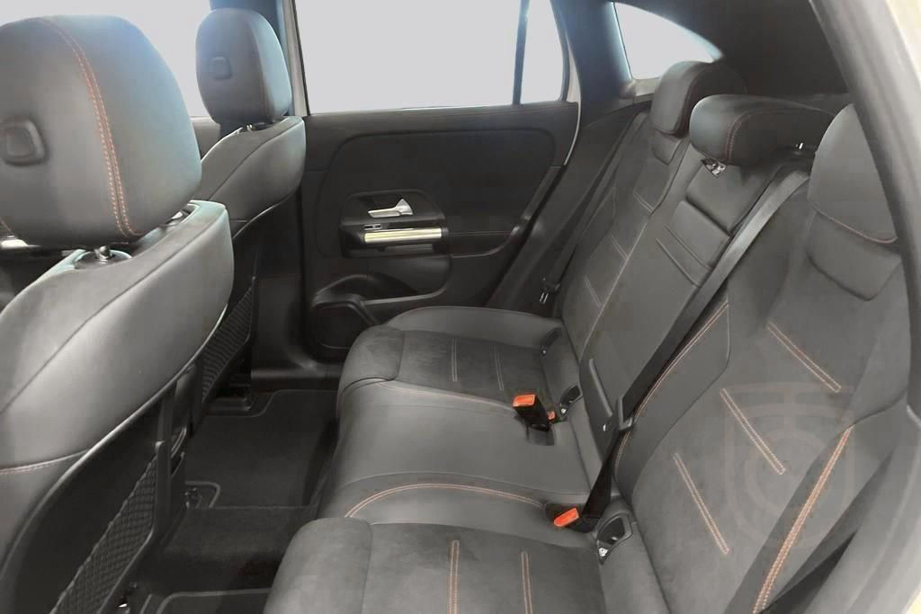 Mercedes-Benz EQA 300 4MATIC 168kW 2025