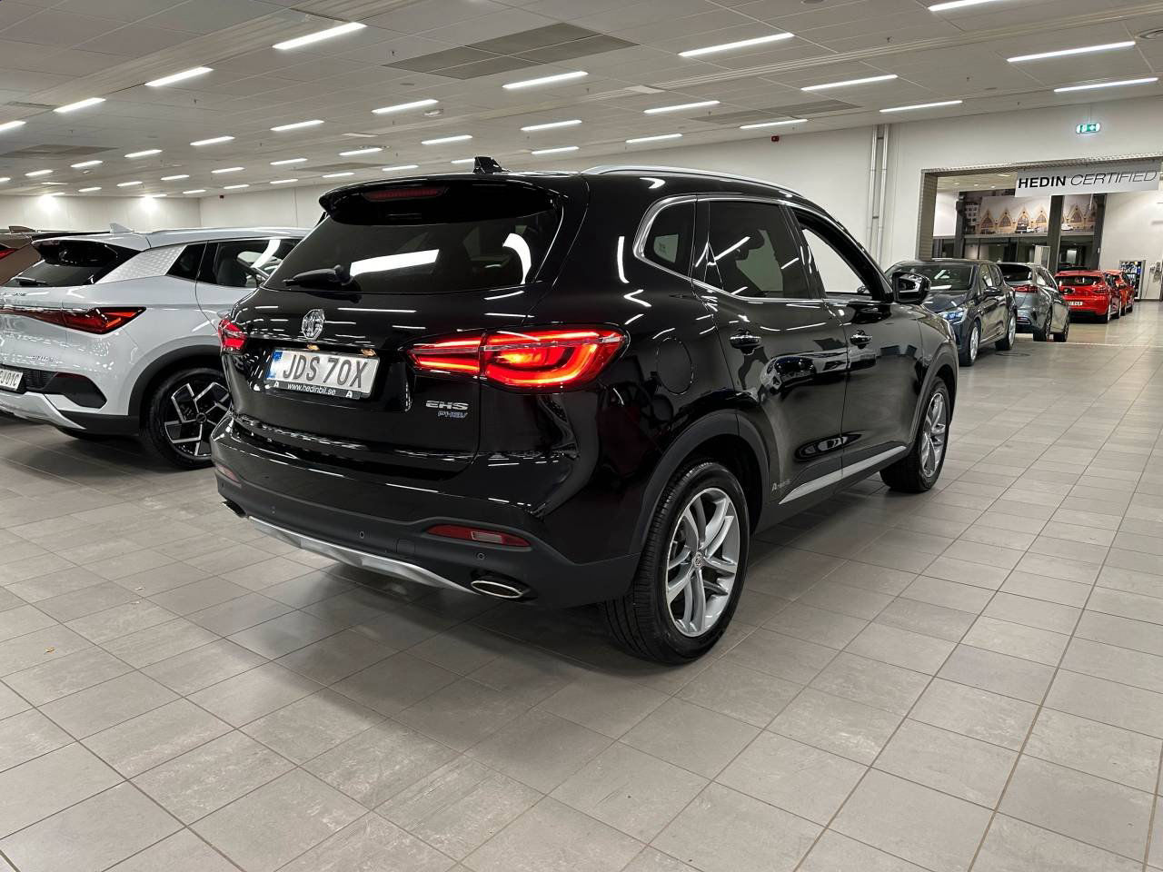 MG EHS PLUG-IN HYBRID LUXURY