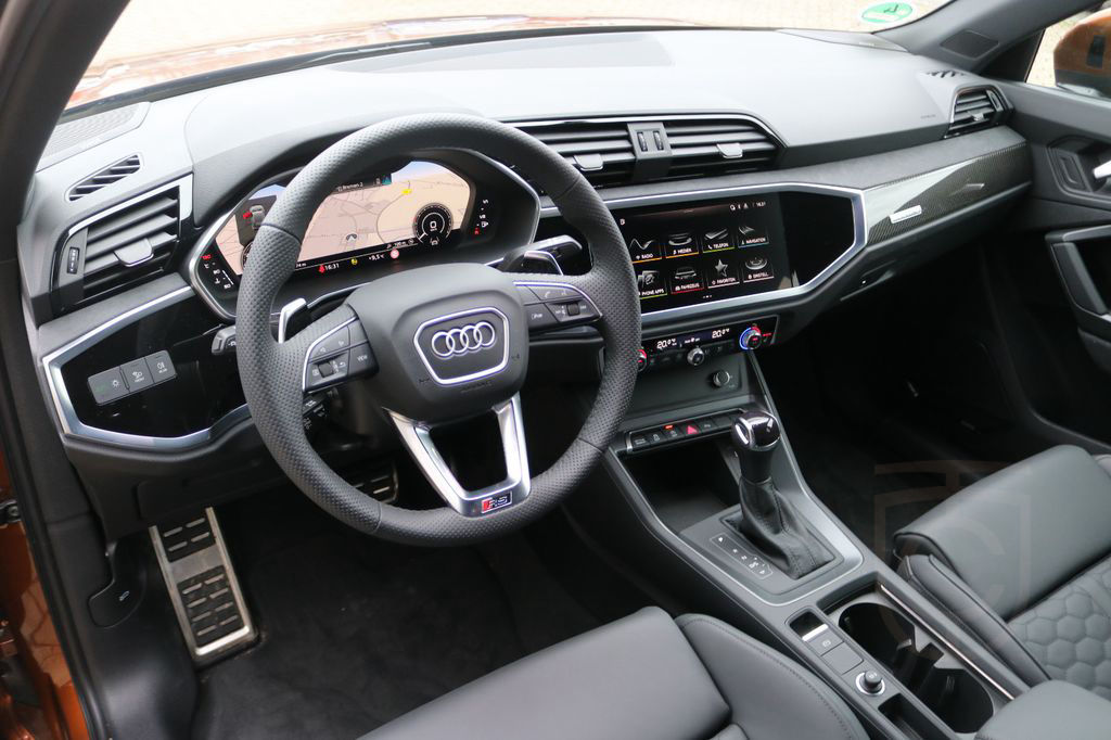 Audi RSQ3 2.5 TFSI quattro S tronic /Exclusive/SONOS/