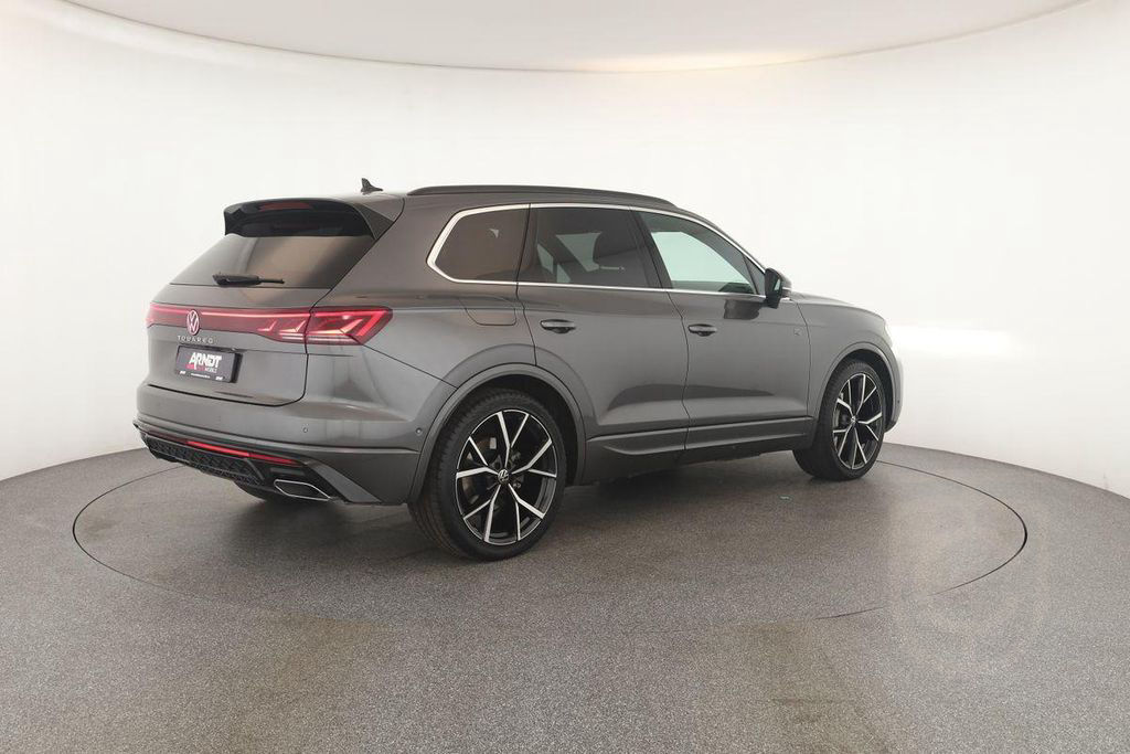 Volkswagen Touareg 3.0 TDI 4M R-Line Leder Pano DCC 22" AHK