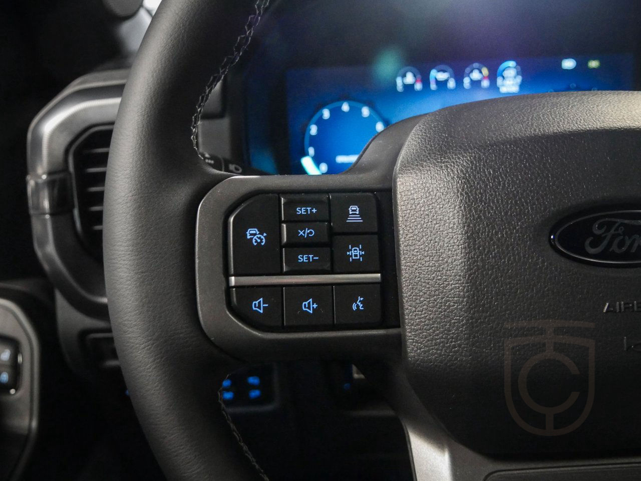 Ford F-150 Lariat BLACK APPERANCE V6 POWERBOOST HYBRID 772NM