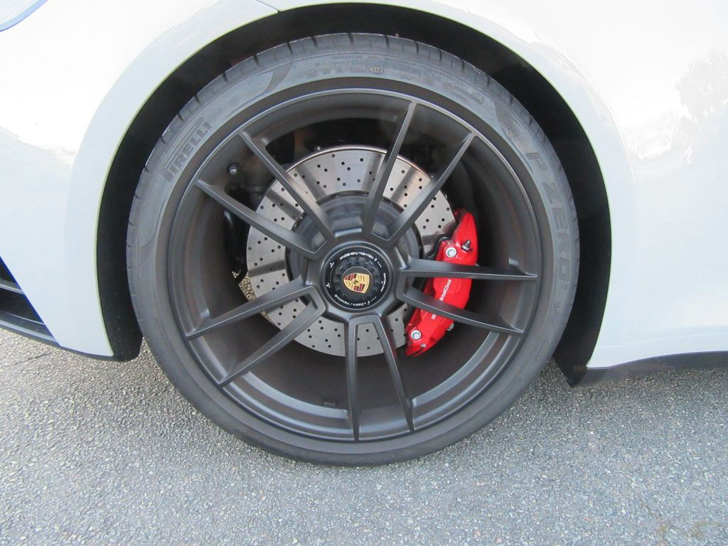 Porsche 911 Carrera 4 GTS Cabriolet PDK
