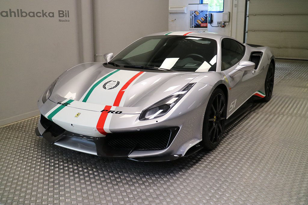 Ferrari 488 Pista Piloti
