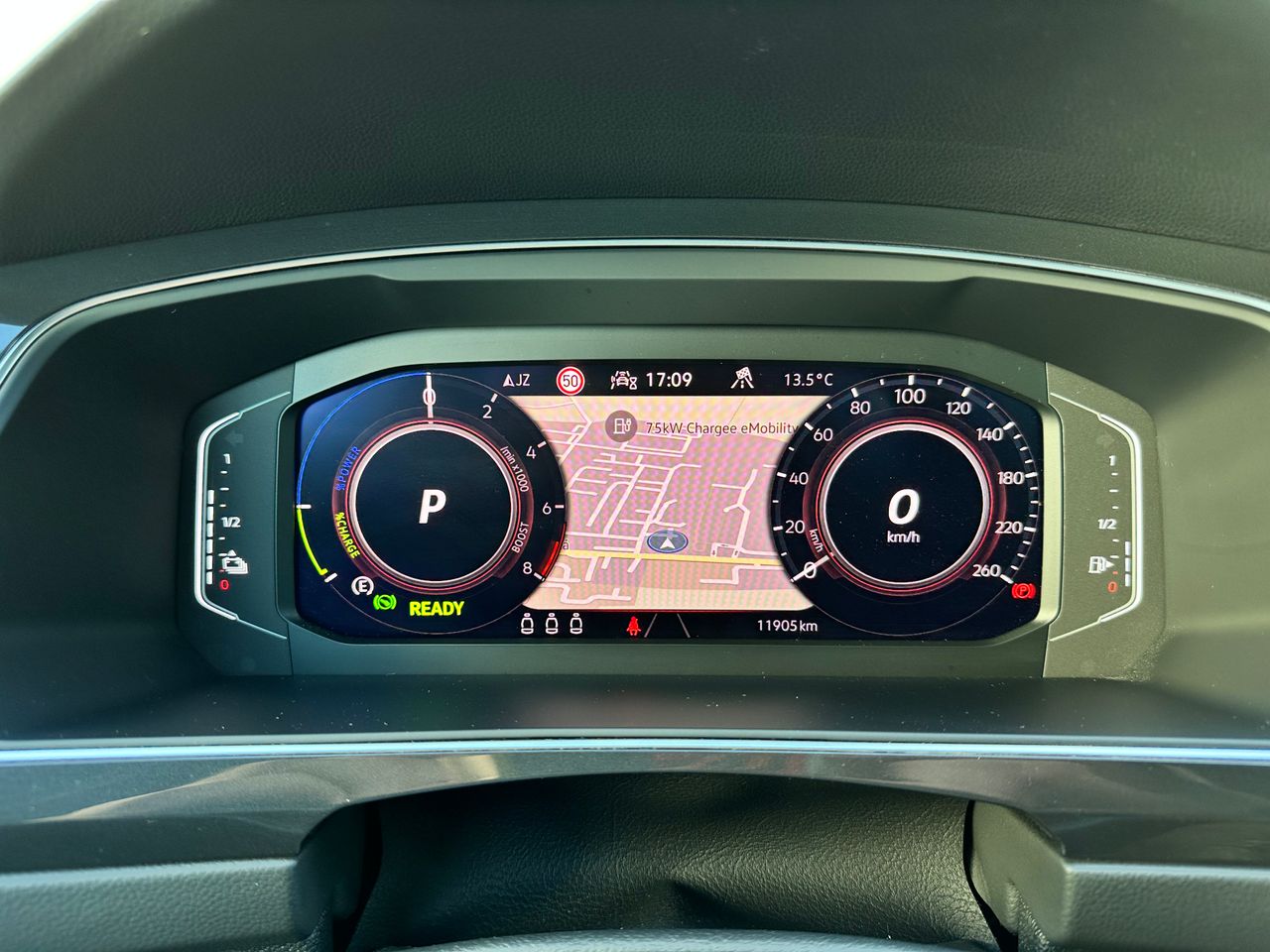 Volkswagen Tiguan R-line LED matrix HUD TažZ