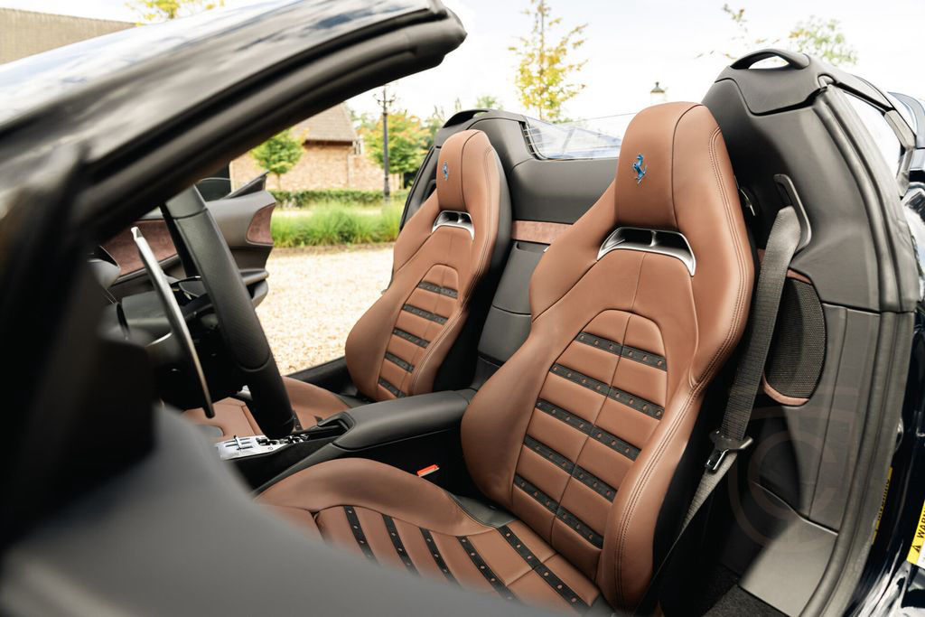 Ferrari SF90 Spider 4.0 V8 | Blu Pozzi | Daytona Seats C
