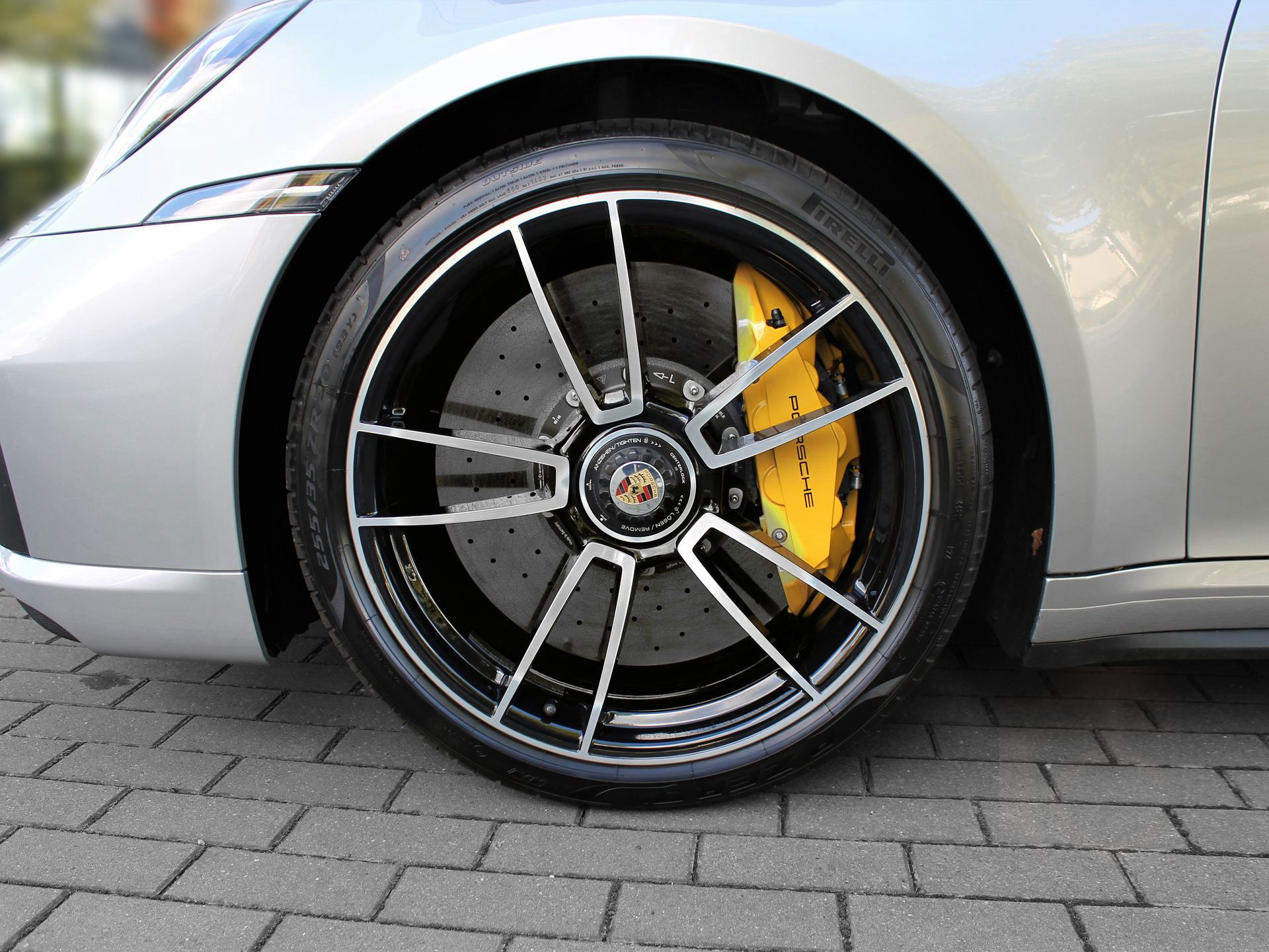 Porsche 911 Turbo S