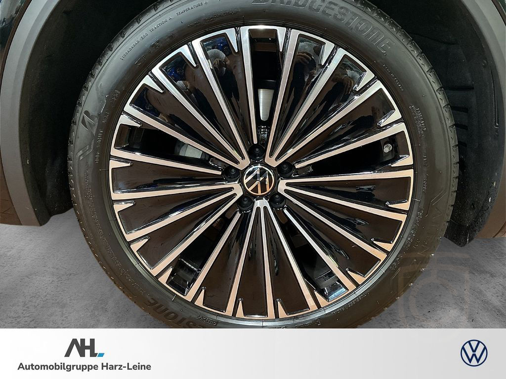 Volkswagen Touareg Elegance 3.0 V6 TDI 4M *AHK*PANO*NAVI*Hu