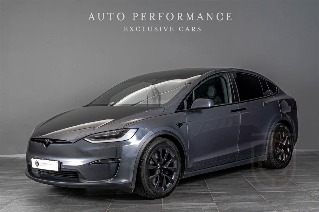 Tesla Model X Plaid