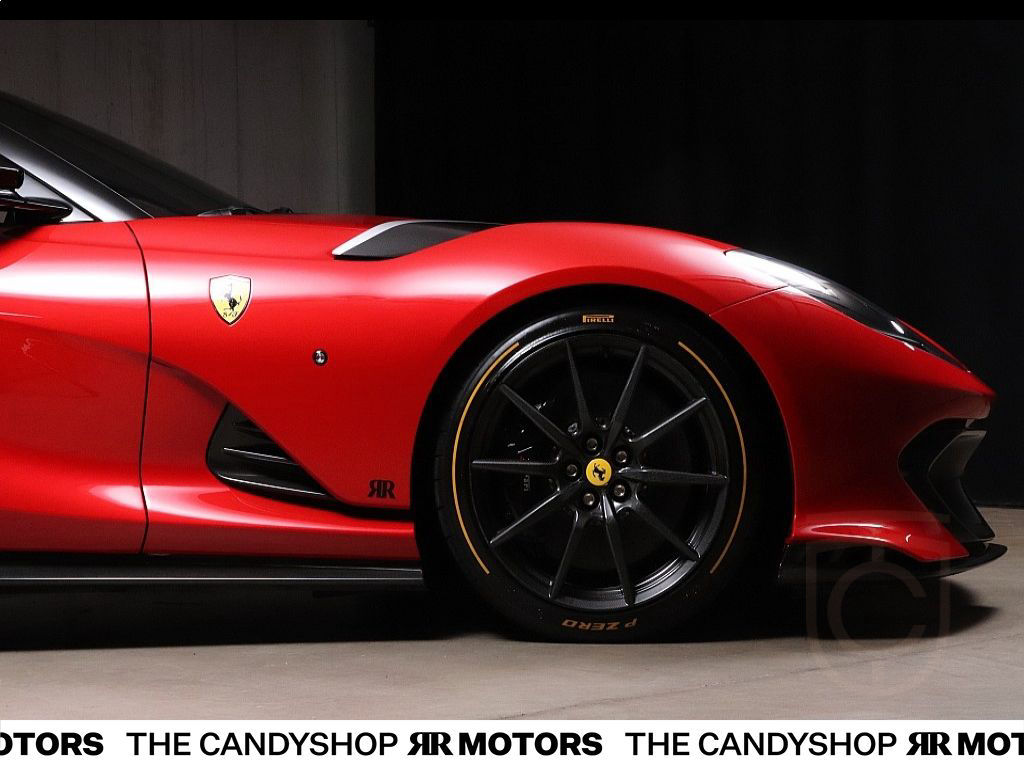 Ferrari 812 Competizione Aperta