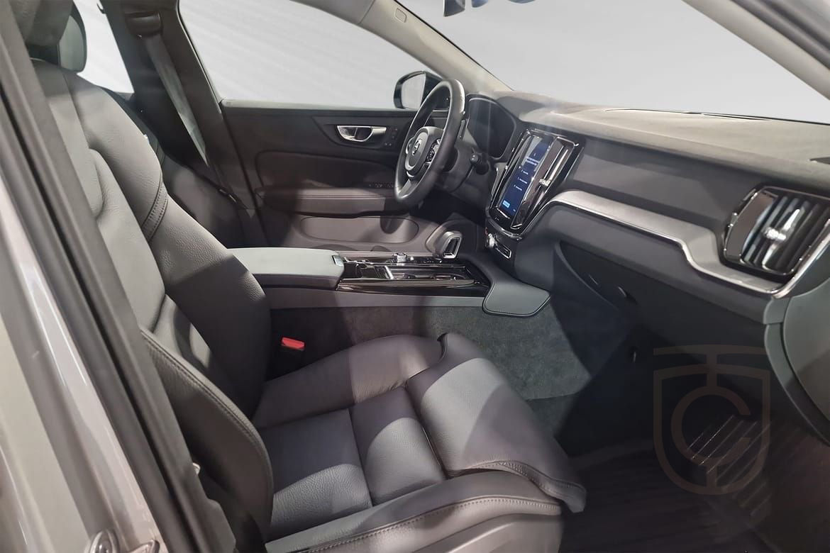 Volvo V60 T6 Plus Dark