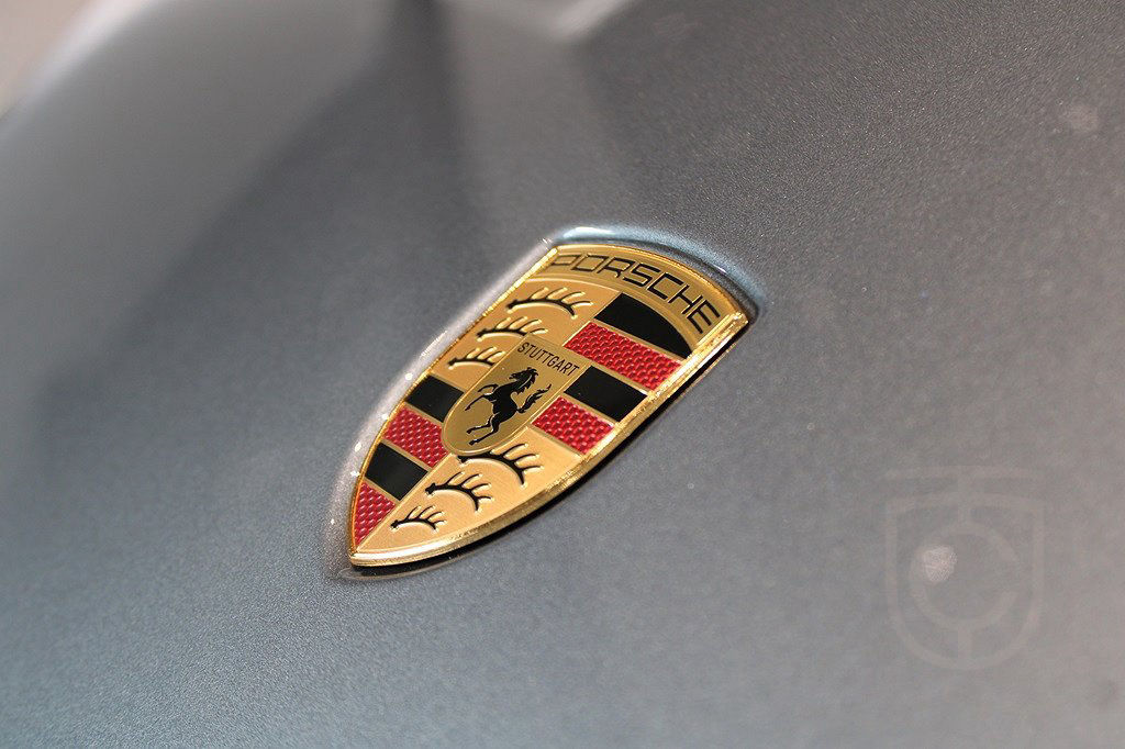 Porsche 911 Carrera