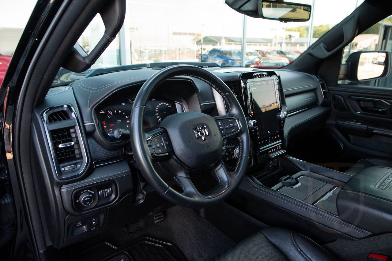Dodge RAM 1500 Limited Night Edition Rambox OFF-ROAD Nyserva