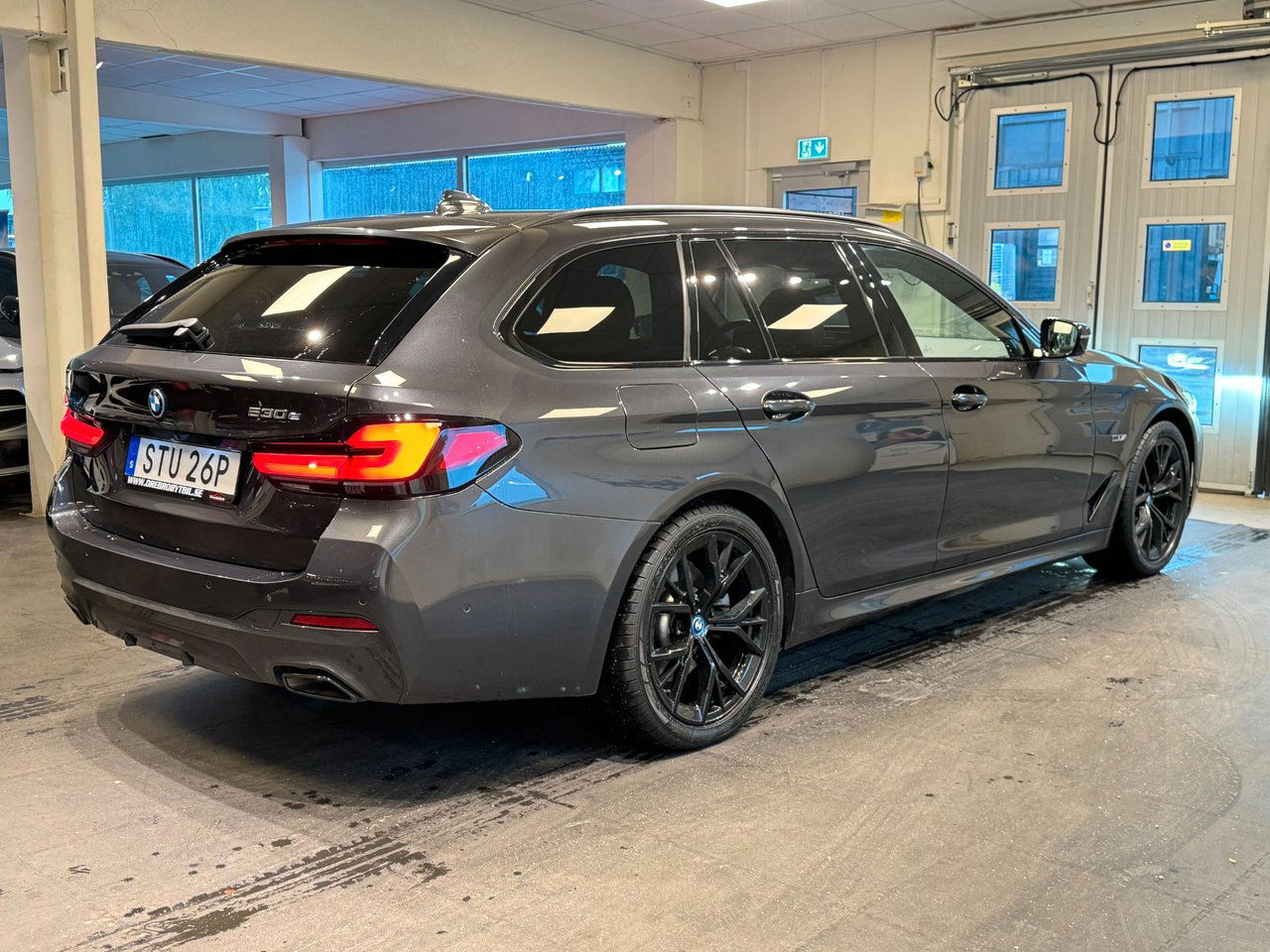 BMW 530e Touring M Sport Innovation