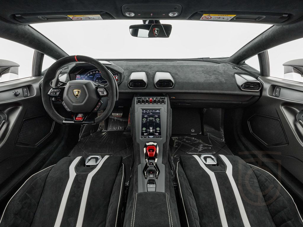 Lamborghini Huracán STO