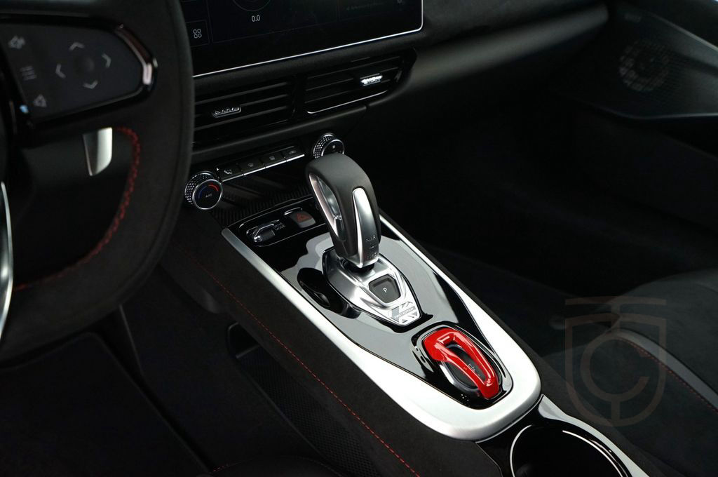 Lotus Emira First Edition Coupé (Navi LED Leder PDC)