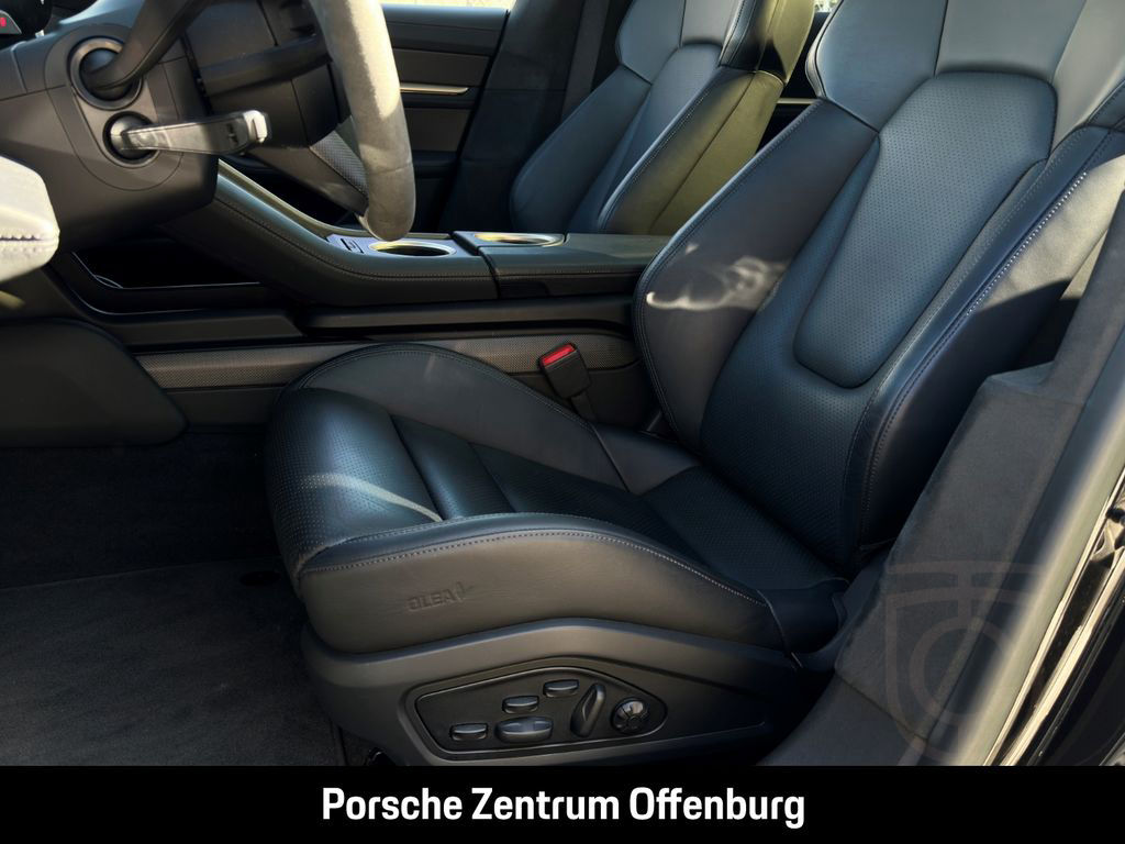 Porsche Taycan GTS Sport Turismo