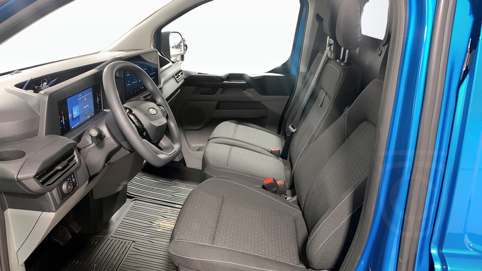 Ford E-Transit Custom 320
