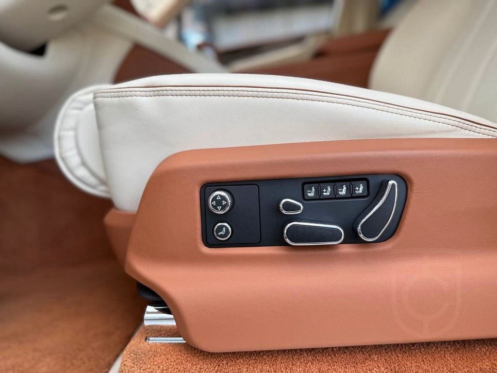 Bentley Bentayga Azure °PANO°HUD°360°MEM°NAIM°ACC°SOFT°
