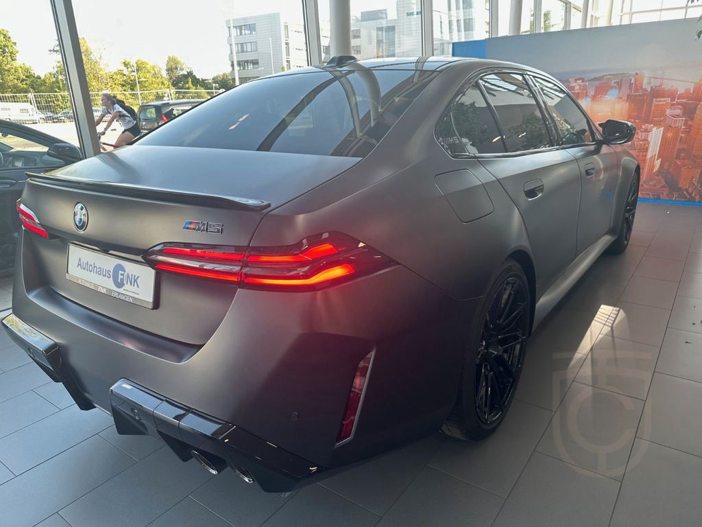 BMW M5 xDrive Competition Limousine volle Hütte!