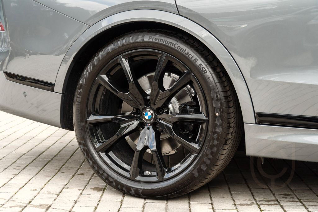 BMW X7 40d M SPORT.SOFTC.LUFTF.PANO.DR.ASS.AHK.5/100
