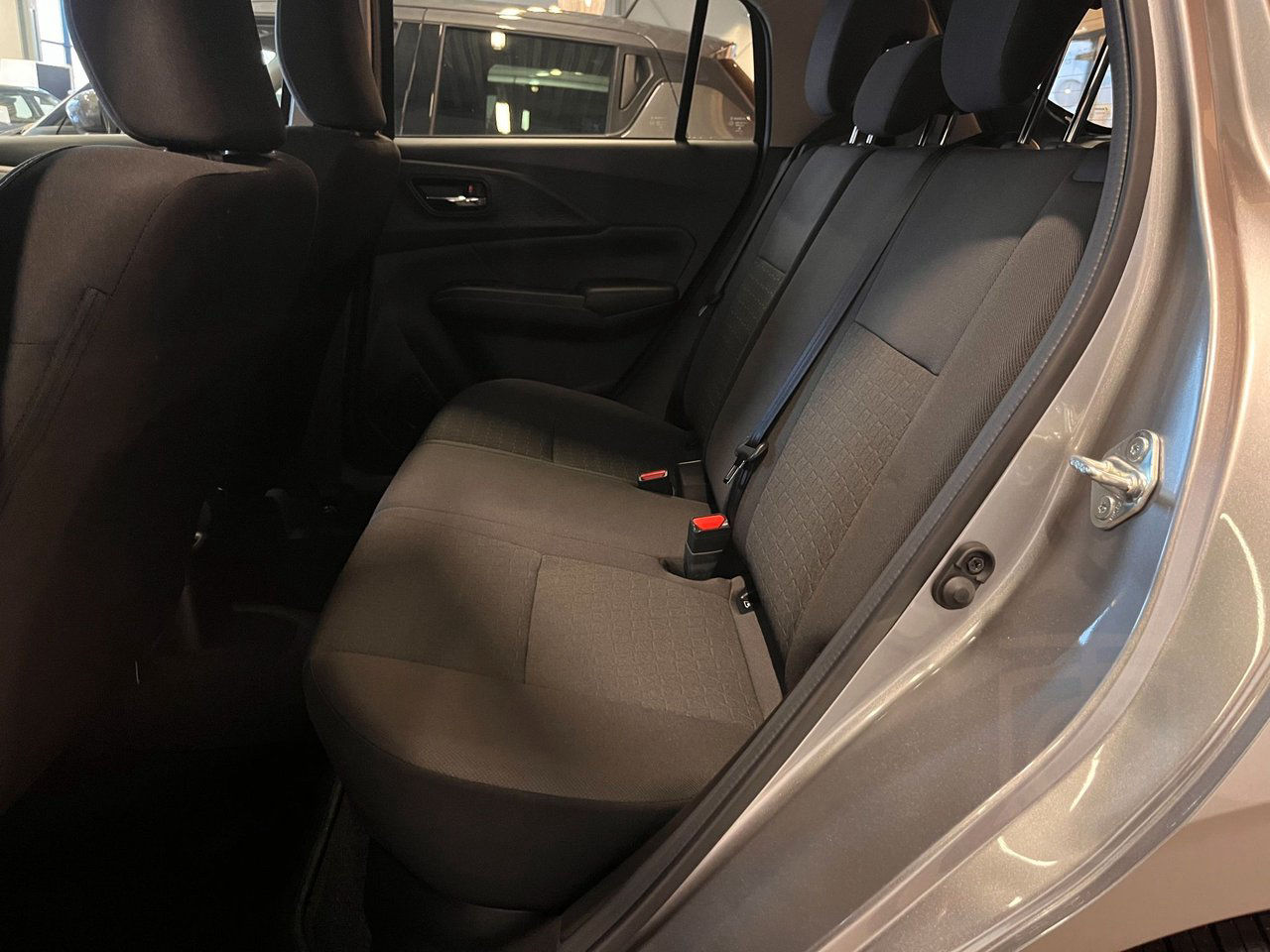 Suzuki Swift Hybrid Select, 3