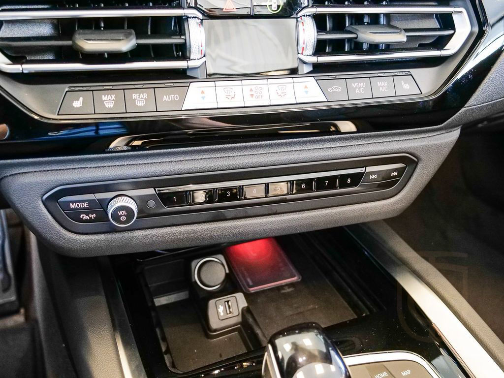 BMW Z4 M40i HUD ACC RFK NAVI LED PDC V+H LM