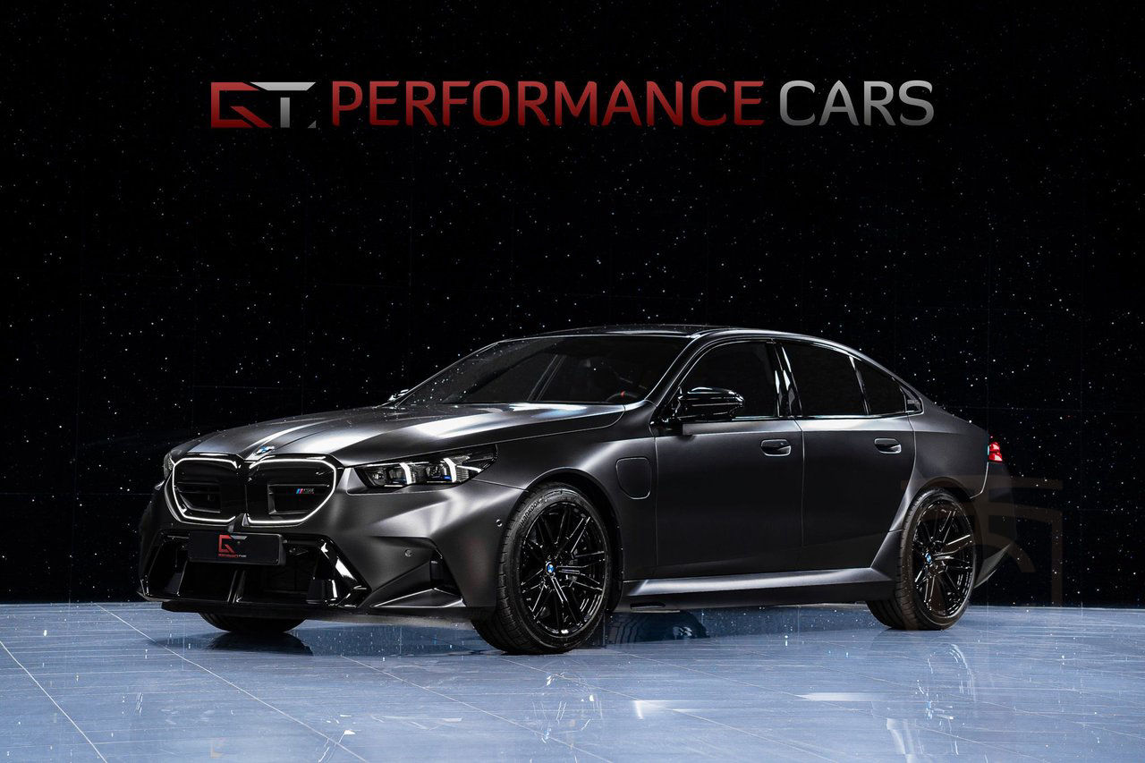 BMW M5 G90
