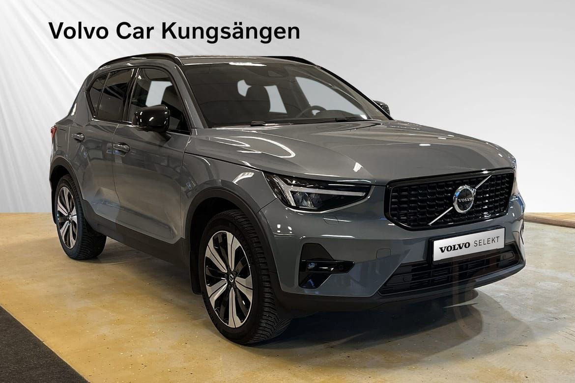 Volvo XC40 Recharge T4 Plus Dark