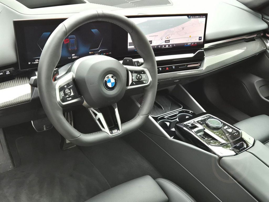 BMW 540d xDrive Tou M Sport Pro B&W,Standh,Pano,AHK
