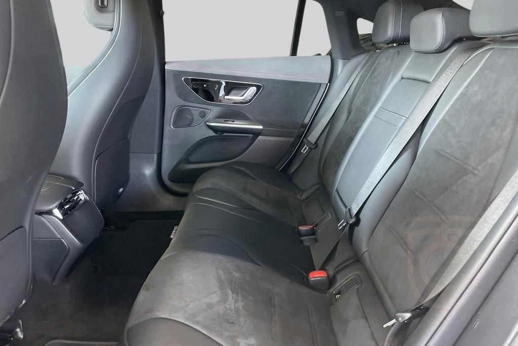 Mercedes-Benz EQE 350,