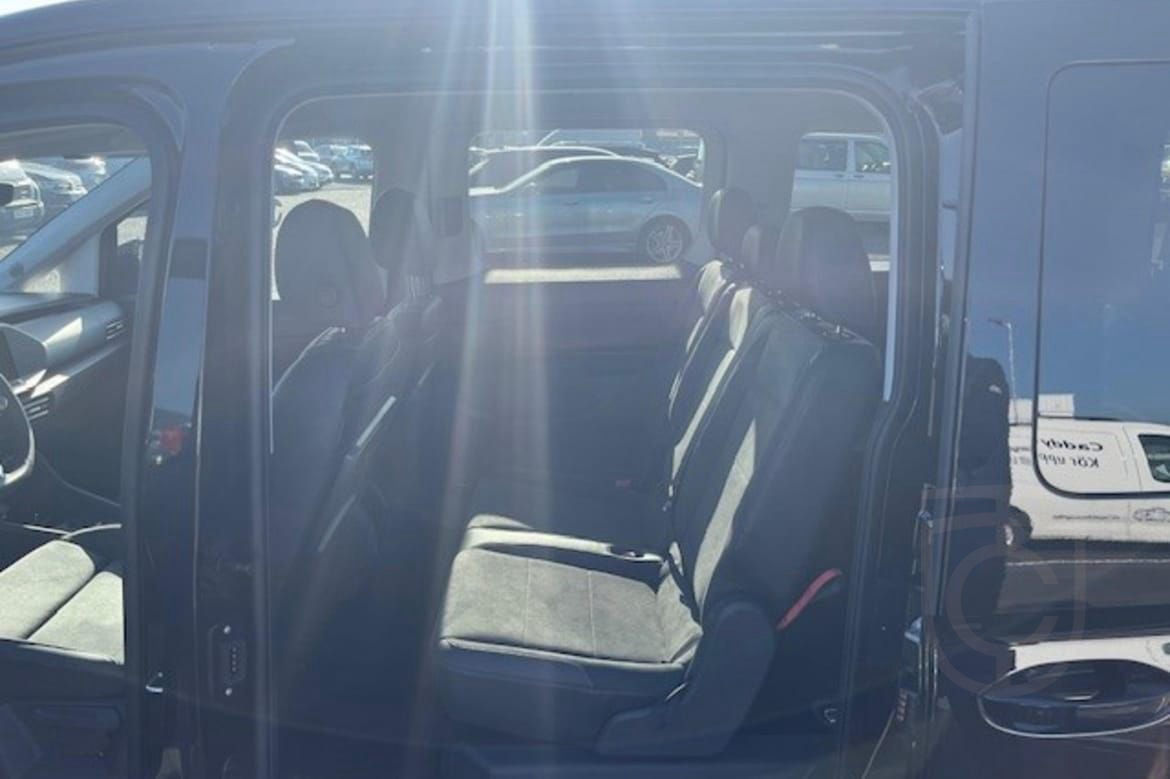 Volkswagen Caddy Maxi 7-Seater