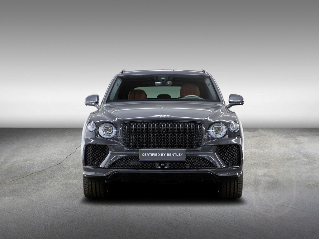Bentley Bentayga Azure V8 |Black Line|Touring Spec|22" T