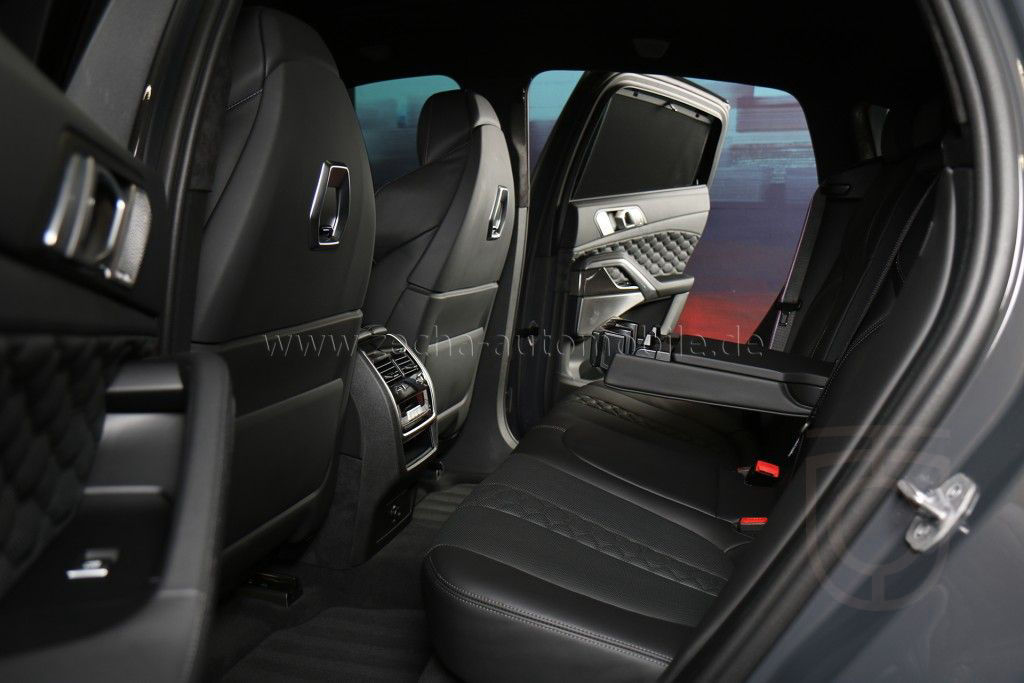 BMW X6 M M-Driv.Pack.Panod.Sitzbel.AHK.Massage.360°