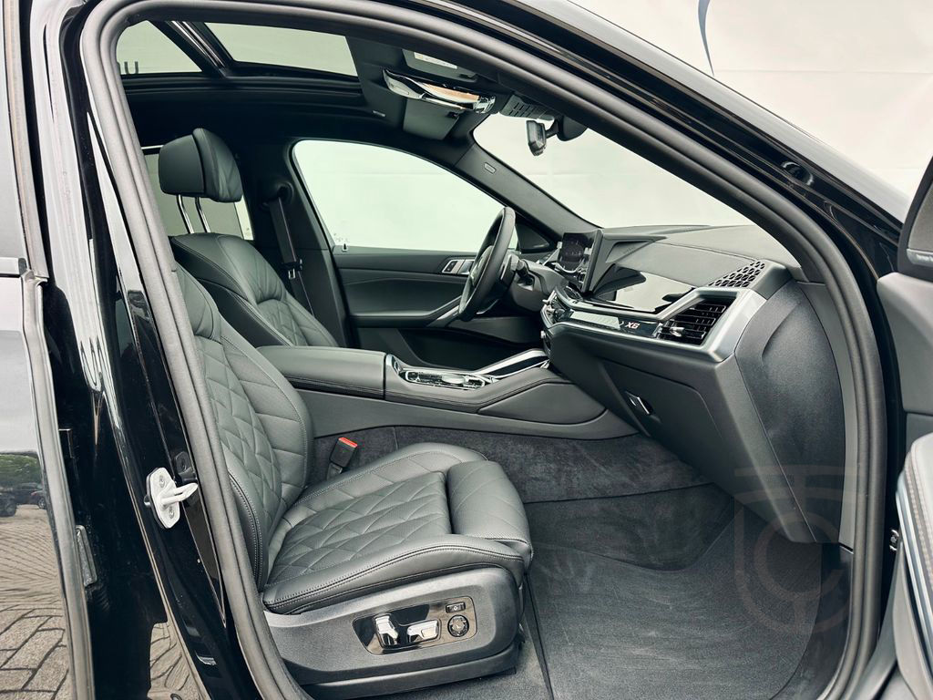 BMW X6 30d xDrive M Sport Luftfed./AHK/Pano/Inno/HK